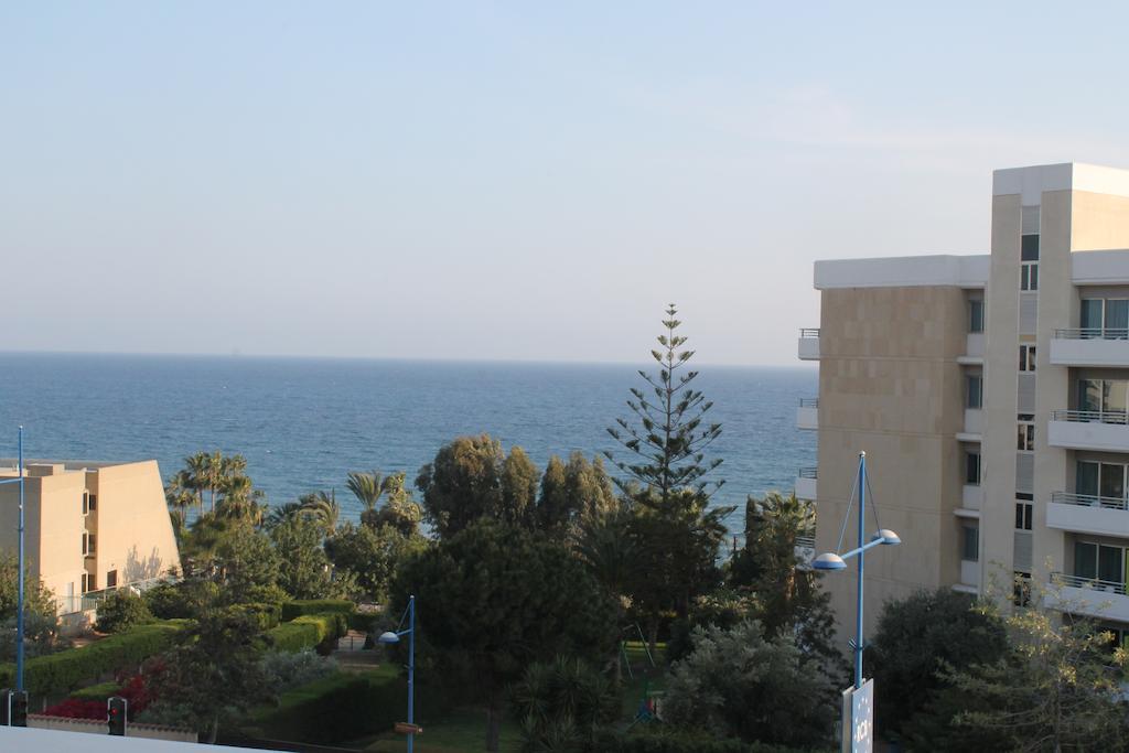 Anemos Apartments Limassol Bagian luar foto